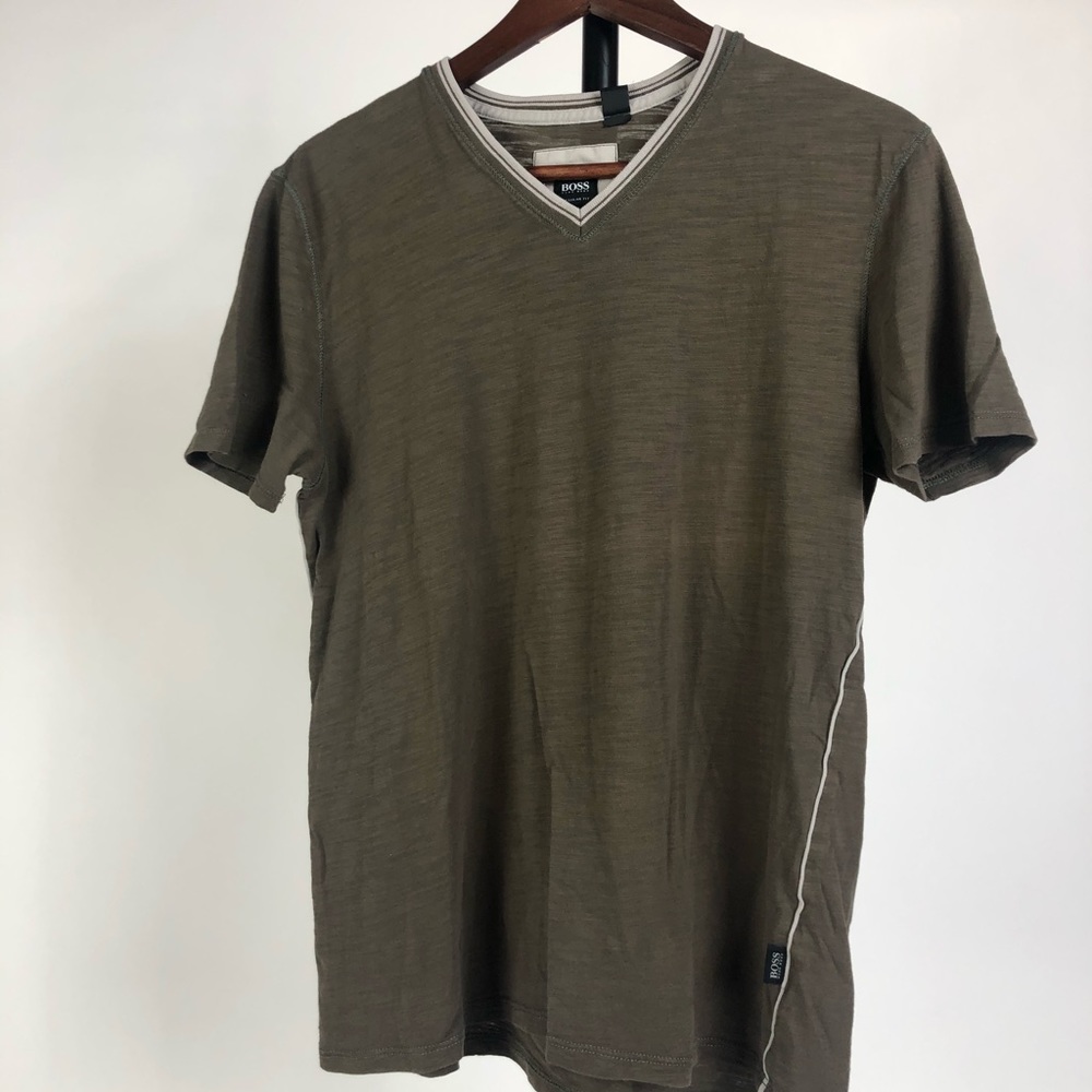Hugo Boss men’s army green t shirt
